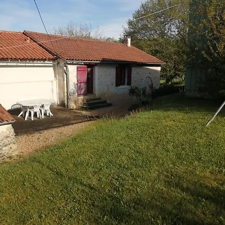 Belle Vue 1 Holiday home Brantome